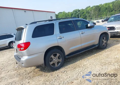 2011 Toyota Sequoia Sr5 5.7L V8 z USA, uszkodzony, nr VIN 5TDZY5G15BS034060
